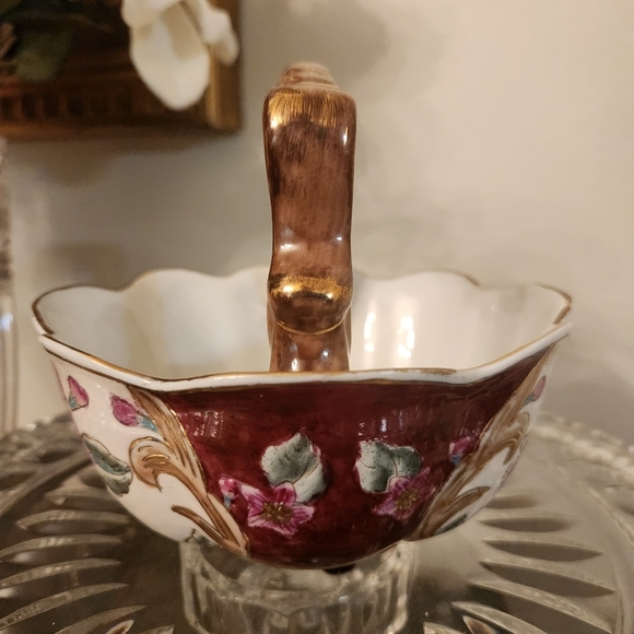 Oriental Accent Bowl with Chic Handle Asian closinssire Gold painted Floral - Picture 2 of 9